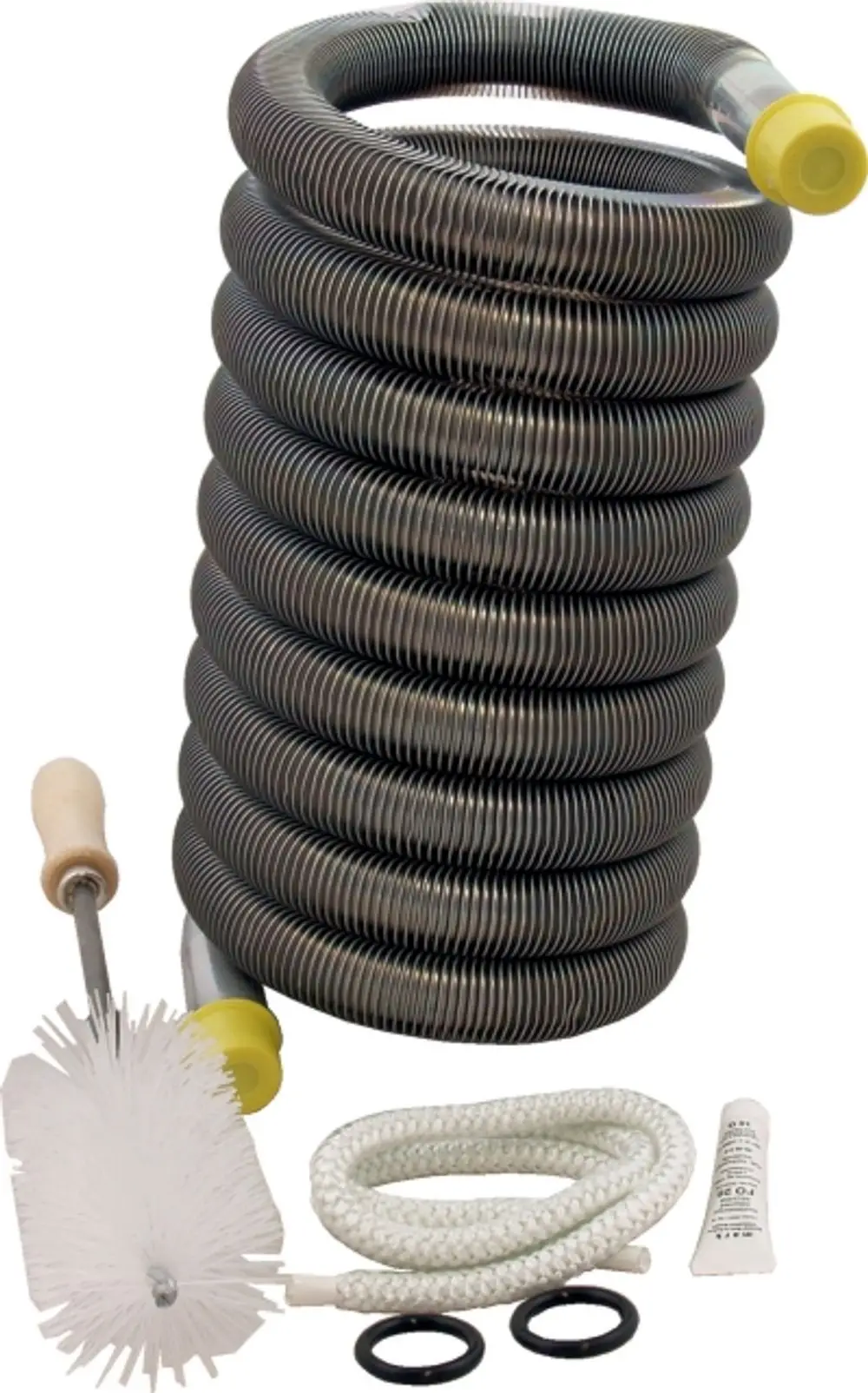 Schwarze spiralförmige Rohrleitung mit Zubehör, darunter eine Bürste, ein Seil und zwei O-Ringe, zu einem Heizwasserwärmetauscher von Wolf.